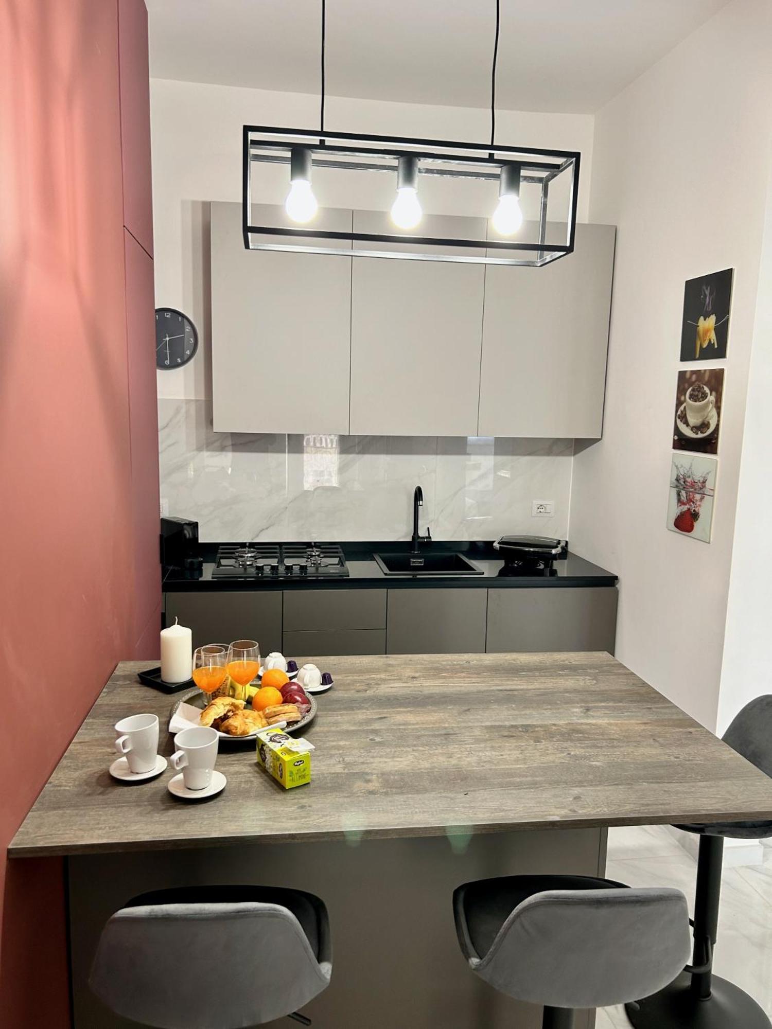 Urban Chic San Paolo Apartment